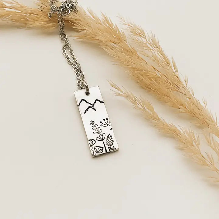 Necklace - Wildflowers Dancing