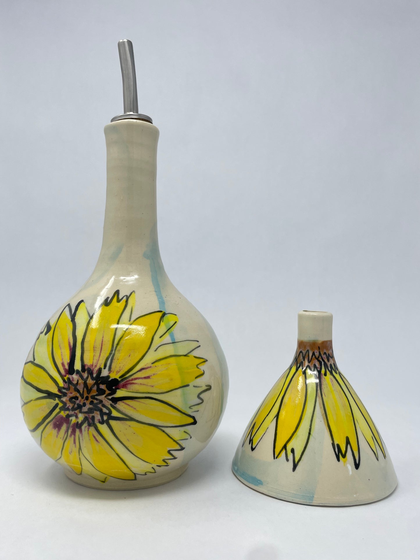 Oil Pourer with Funnel- Blanketflower