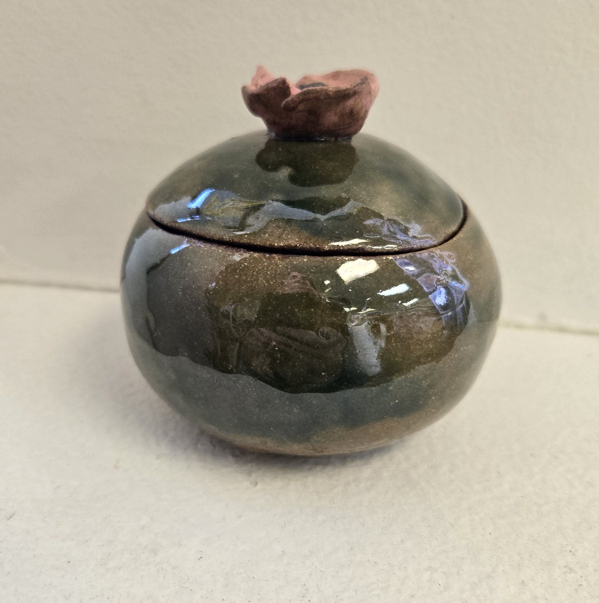 Trinket Box/Jar- Round with Flower Topper