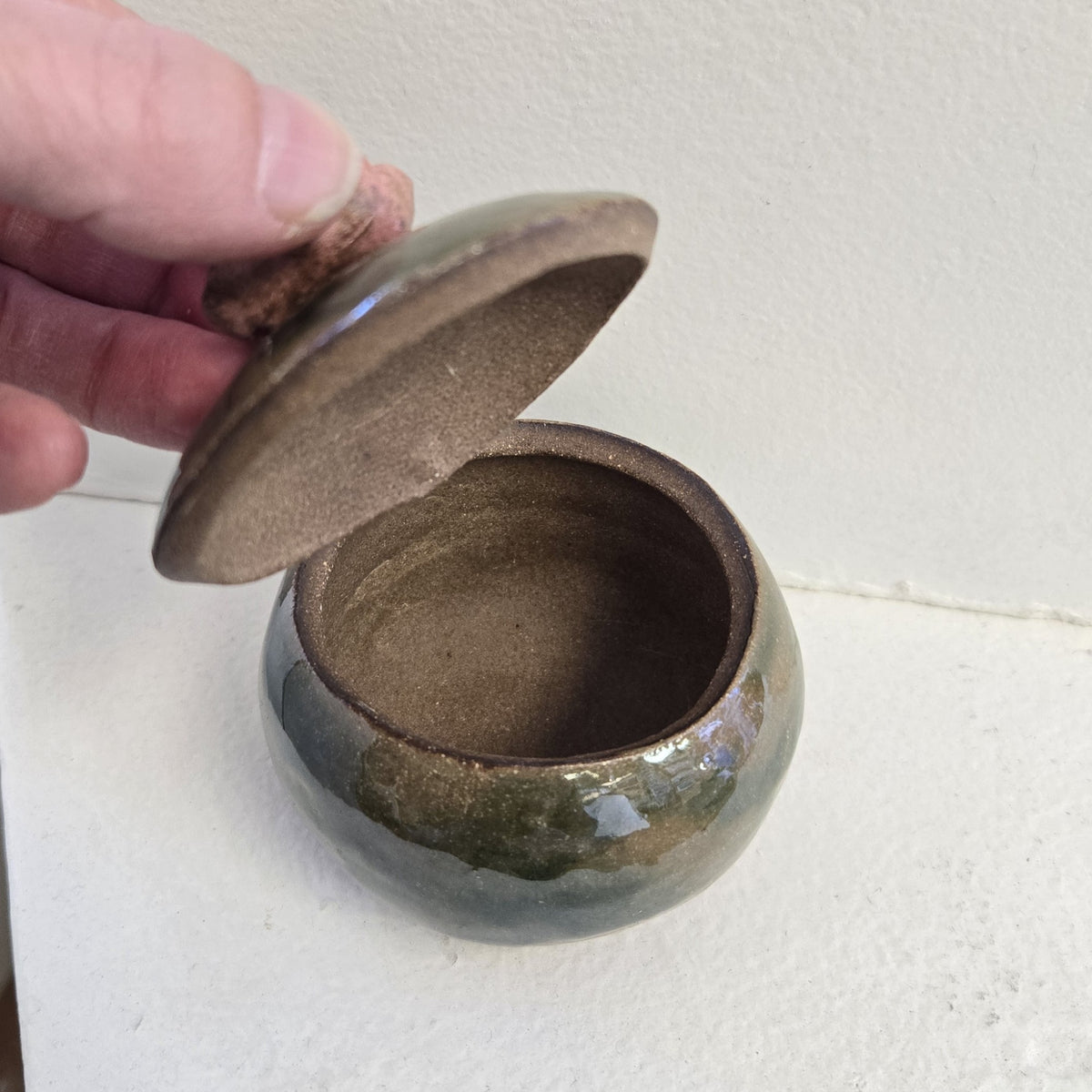 Trinket Box/Jar- Round with Flower Topper