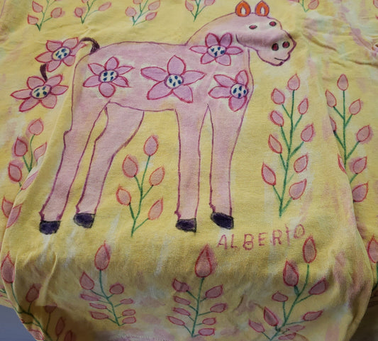 " One Horse " Medium Tee Shirt Peruvian Style Art Artist: Alberto Alcantara  Peruvian style art work on tee shirts   The Horse is Right  Side  facing with flowers on his body  Leaves adorn the background  Orange, yellow and reds color tones  One LargeHorse with flowers / leaves tee shirt   Size: Medium  Gildan: Heavy Cotton  100% Cotton  Short Sleeve  All over Design is front and back  Please note tee shirt is hand painted  by artist and is a one of a kind