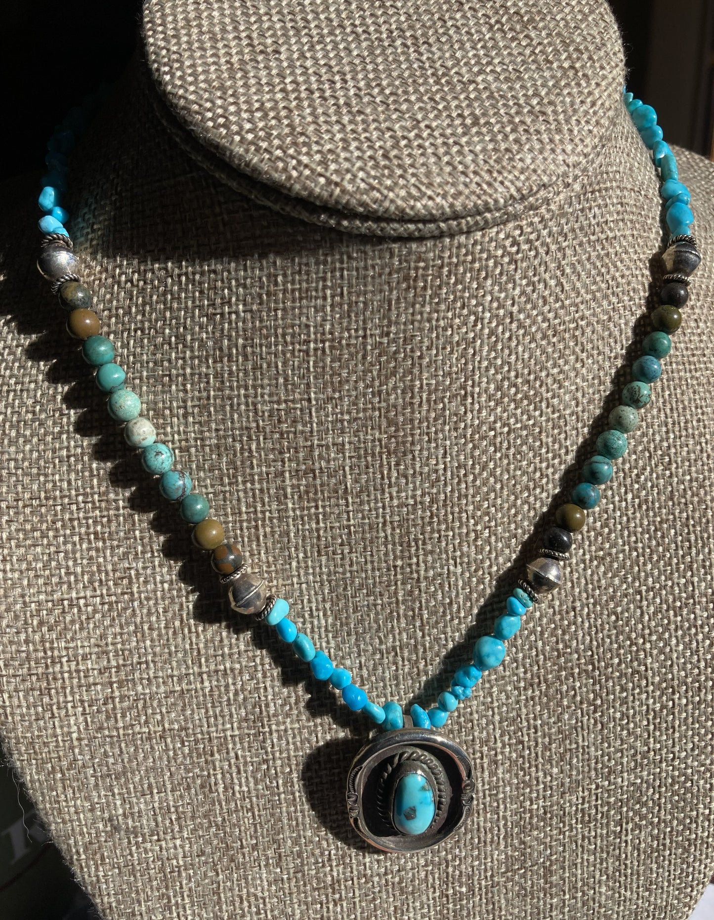 Necklace-Navajo Concho Pendant With Tuquoise