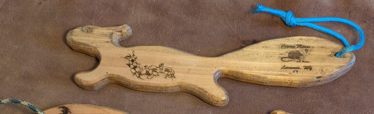 Oven Squirrel- Cedar Wood
