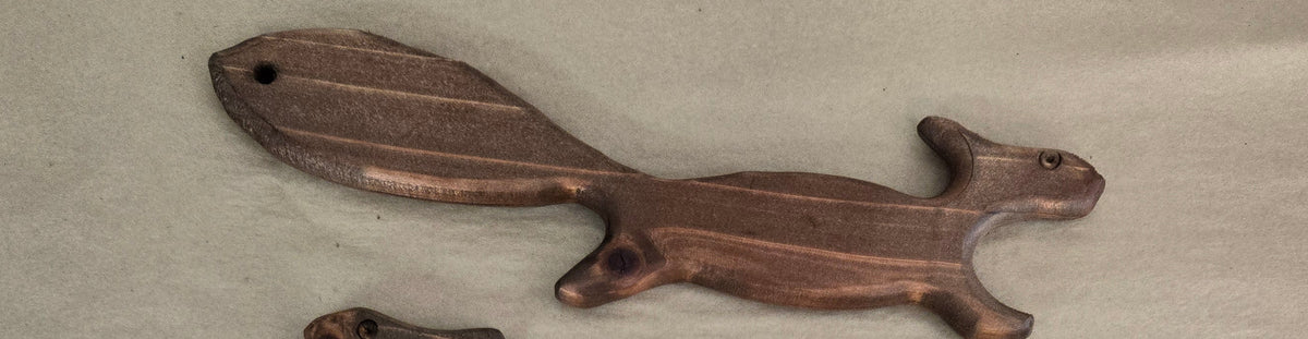 Oven Squirrel- Cedar Wood