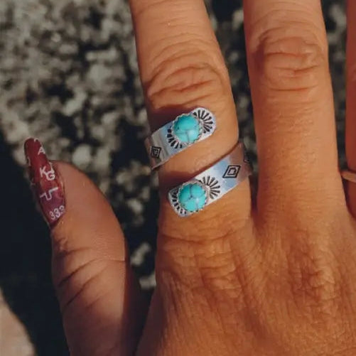 Ring-Spiral With Diamond Print and Turquoise Accent