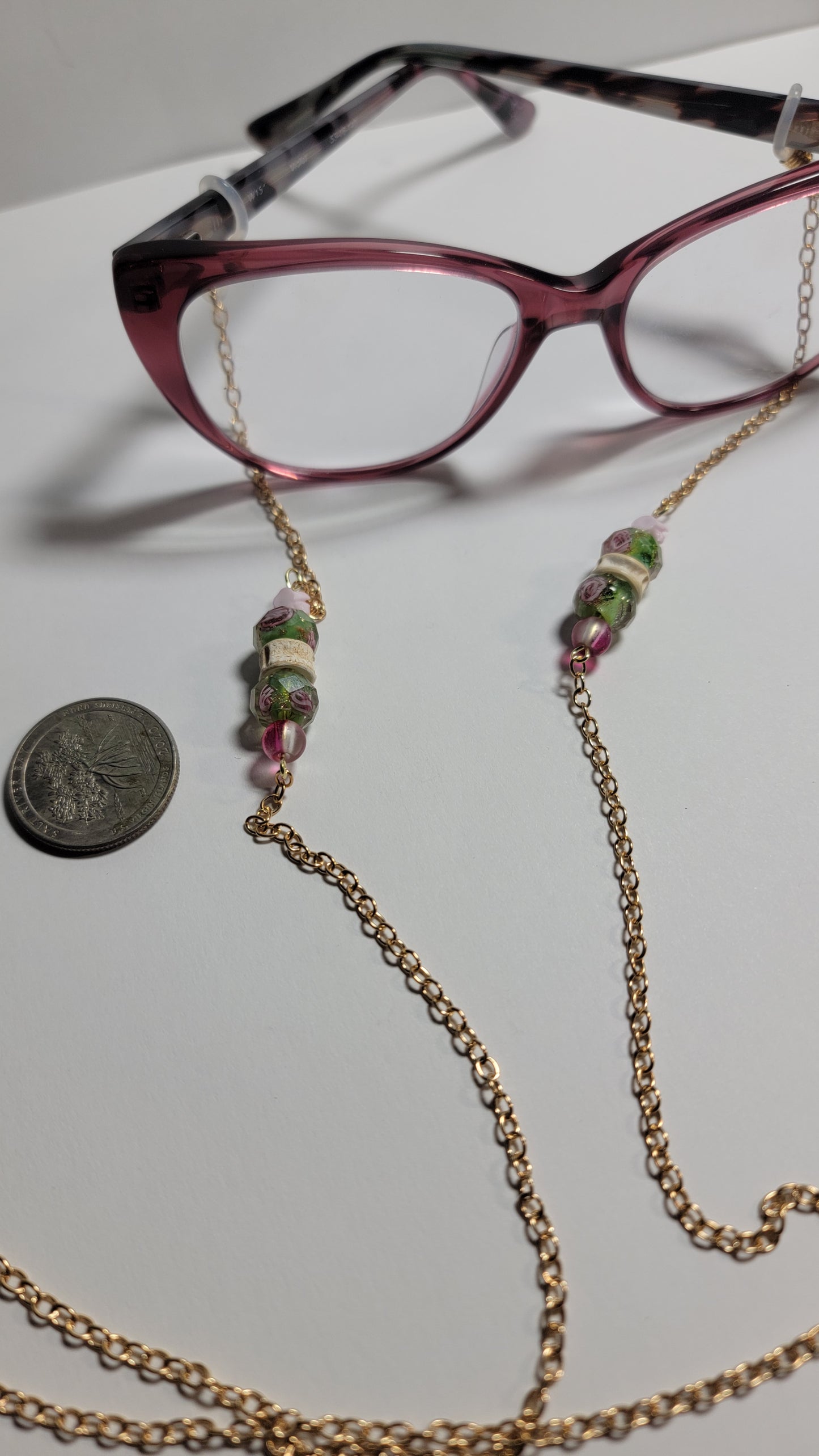 " Fish Bone and Green and Pink Flowers" Eye Glasses Chain
