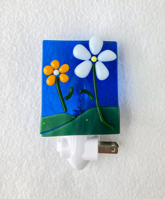 Nightlight -Orange and White Daisies