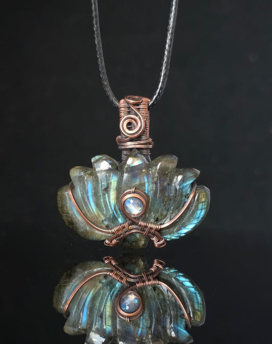 Necklace - Lotus Flower Pendant
