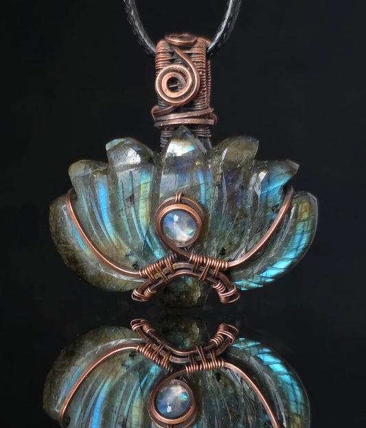 Necklace - Lotus Flower Pendant