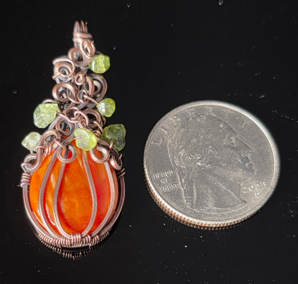 Necklace - Pumpkin Pendant - Spiny Oyster Shell