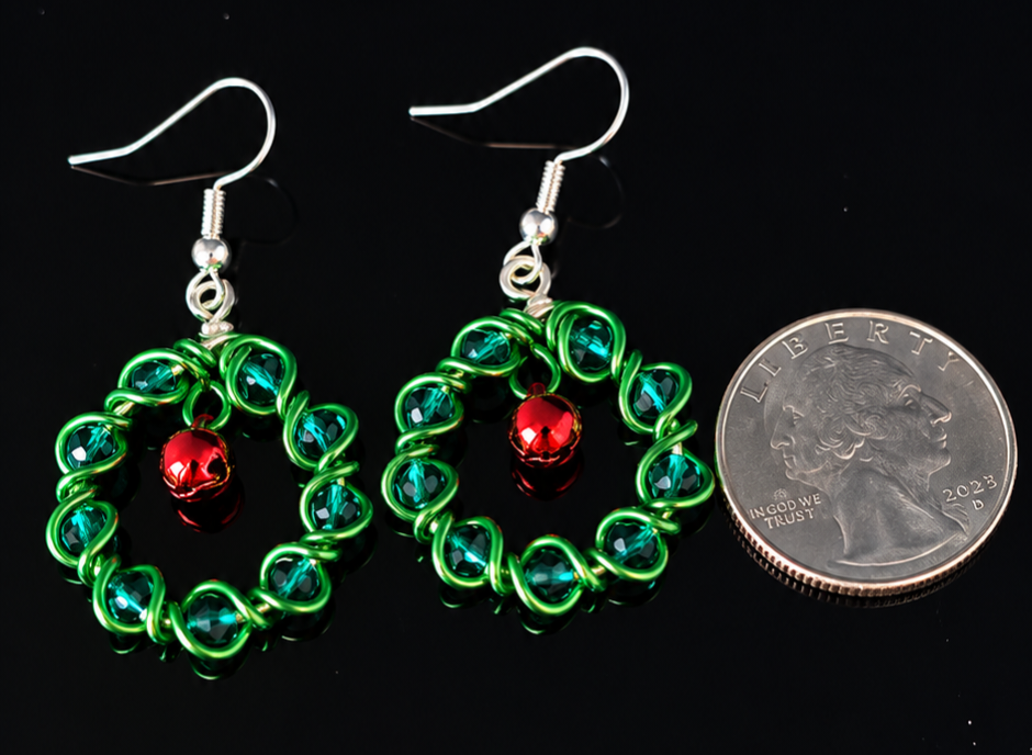 Earrings- Holiday Themed- Wreath- Green W/ Bell