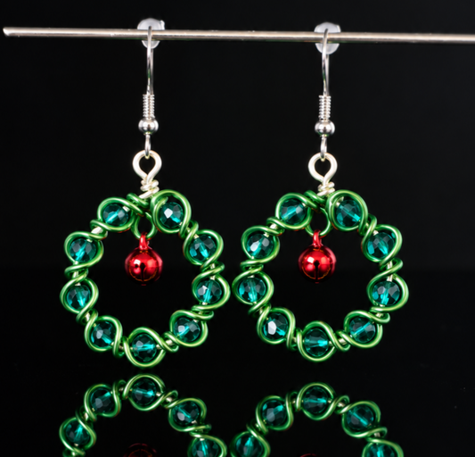Earrings- Holiday Themed- Wreath- Green W/ Bell