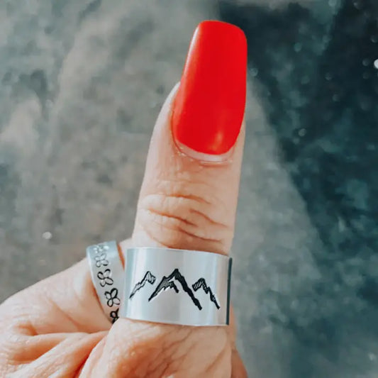 Ring- Thick Silver Band W/ Mountains