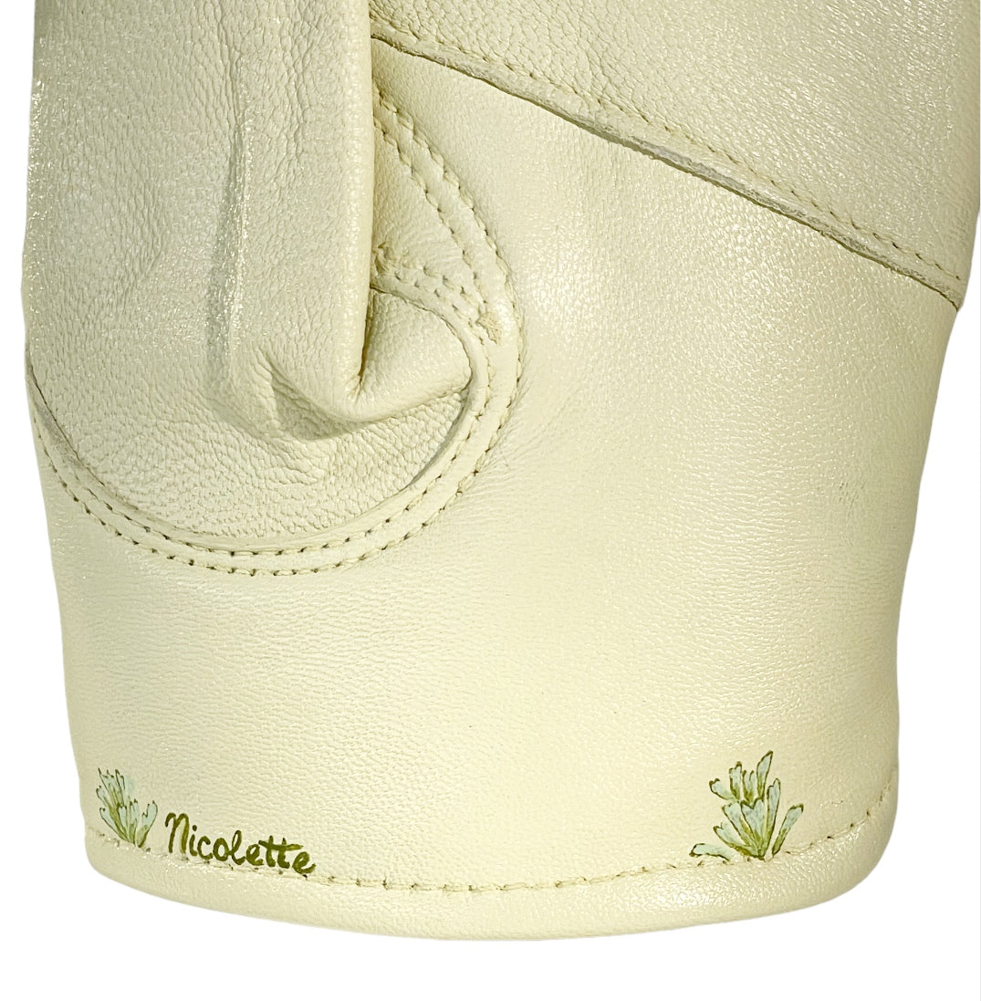 Huckleberry Bush on Cream Medium Leather Gloves