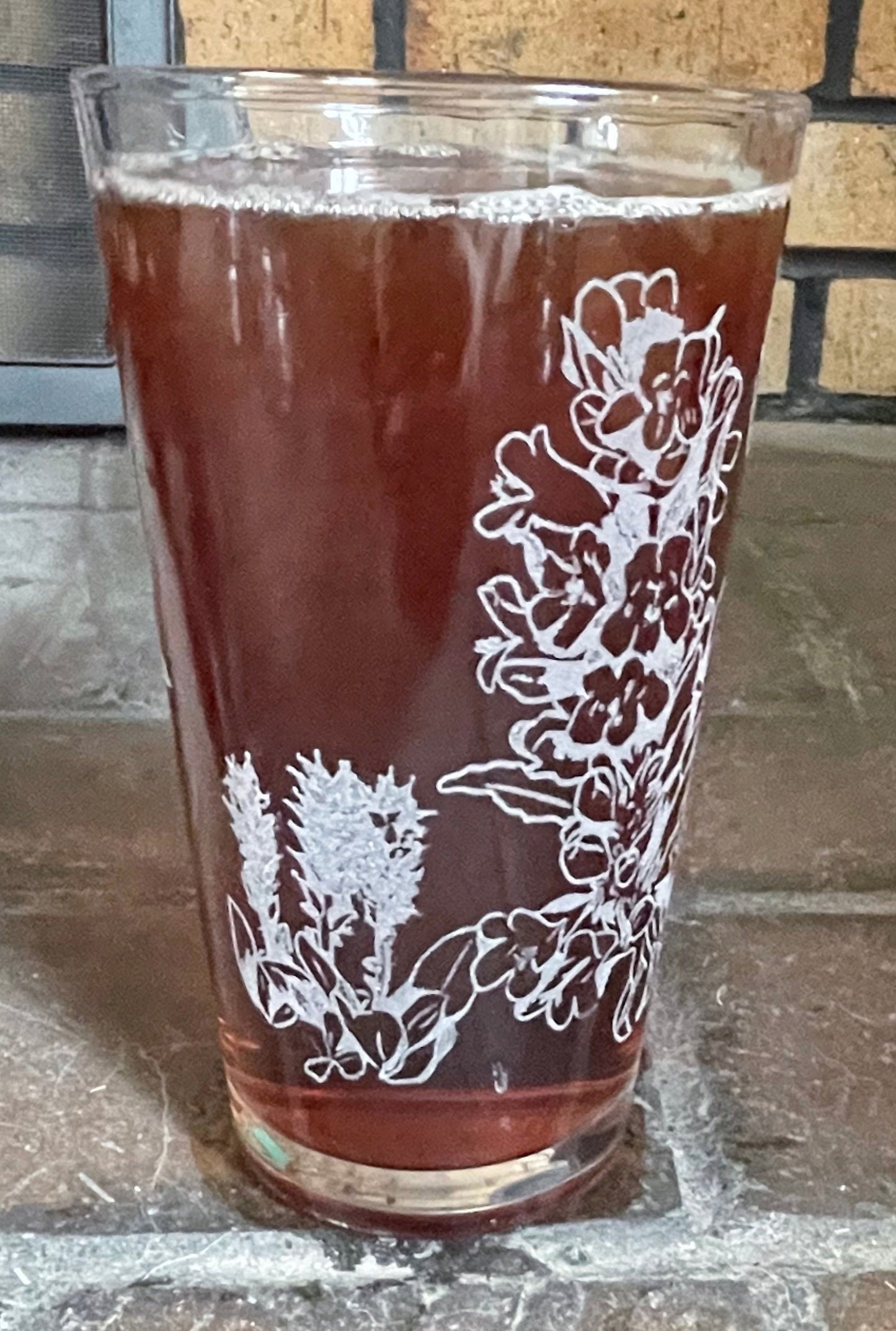 Wyoming Meadows Salix Pint Glass