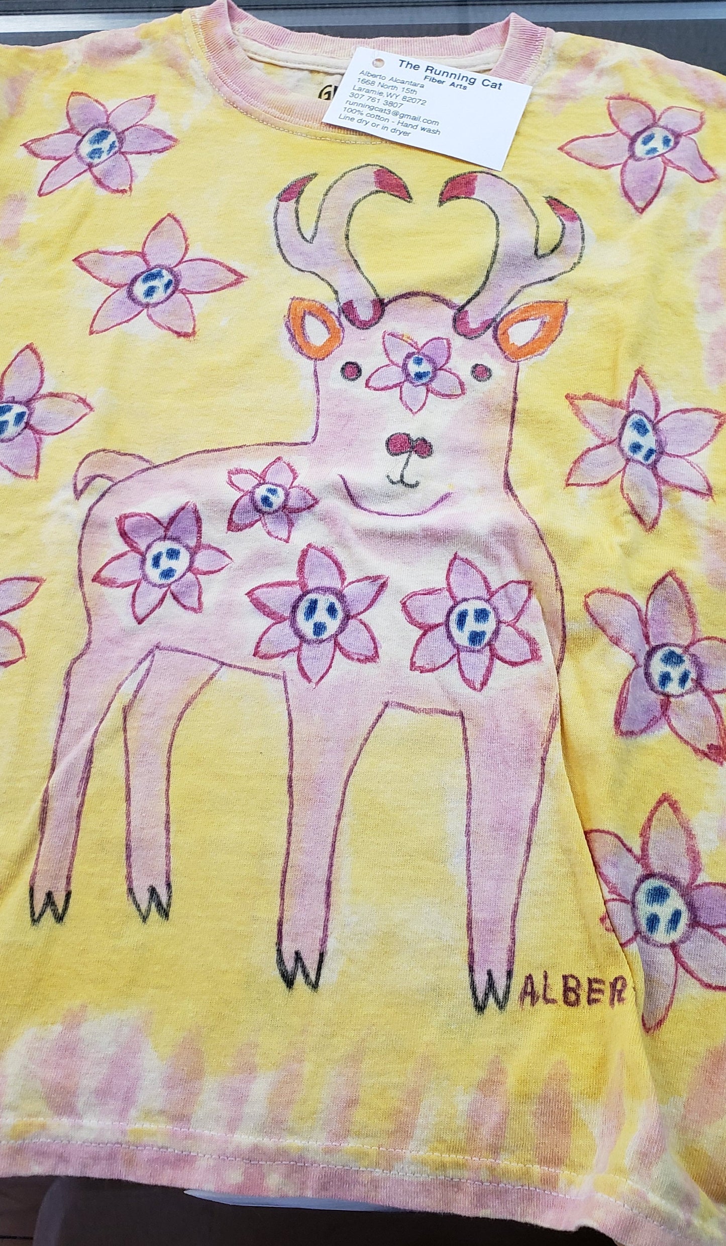 " One Pronghorn Antelope" Youth  Small  Short Sleeve Tee Shirt Peruvian Style Art