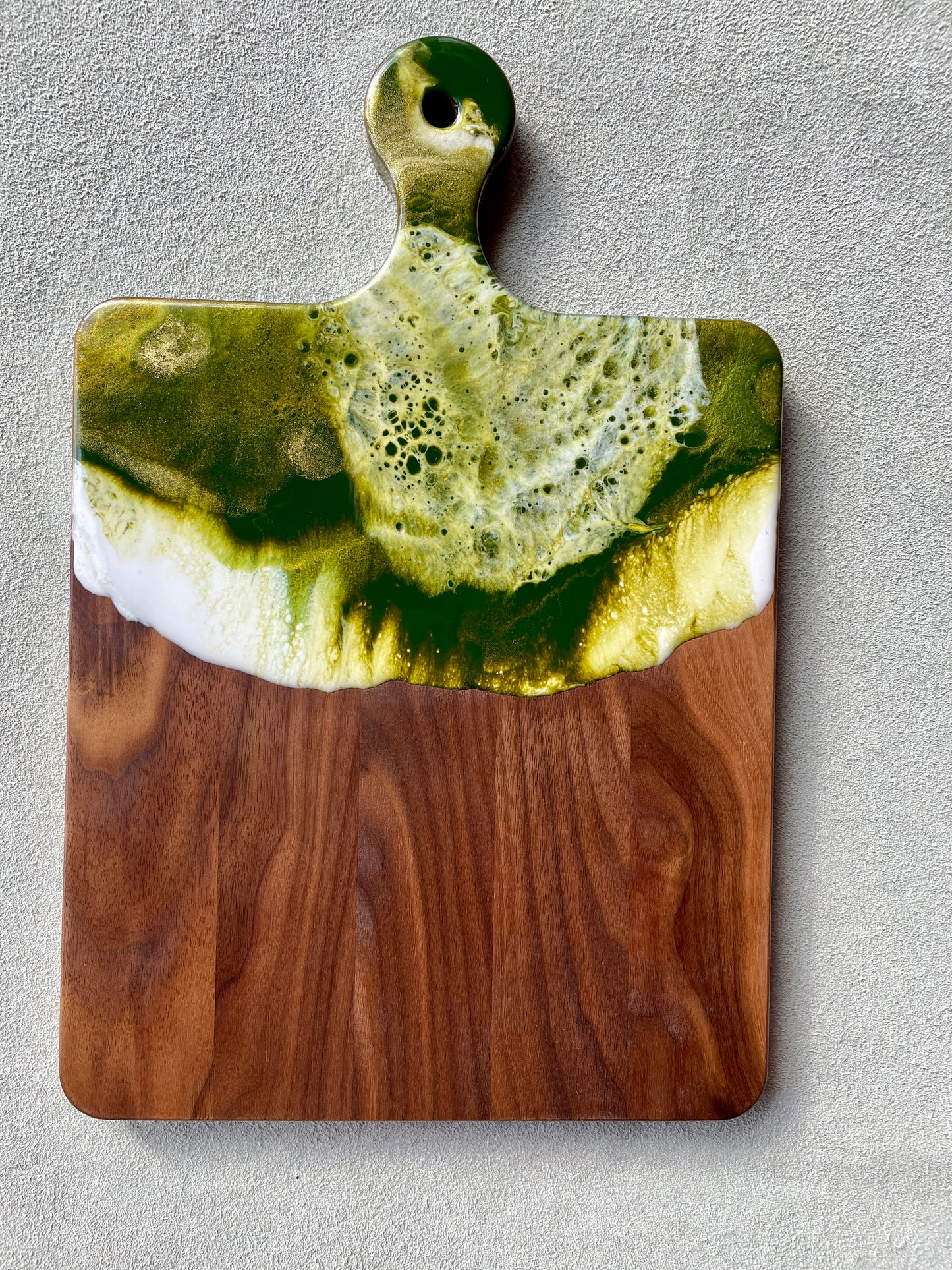 Walnut Artisan Cheese Board / Handle