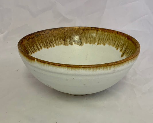 White with Ochre Rim Stoneware Bowl Muffy Moore Ceramic Potter White with ochre rim Stoneware 7" wide x 3.5" tall  White Ochre accent  Great for berries and other